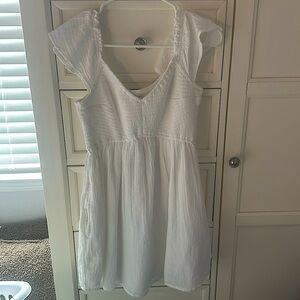 White hollister flowy dress